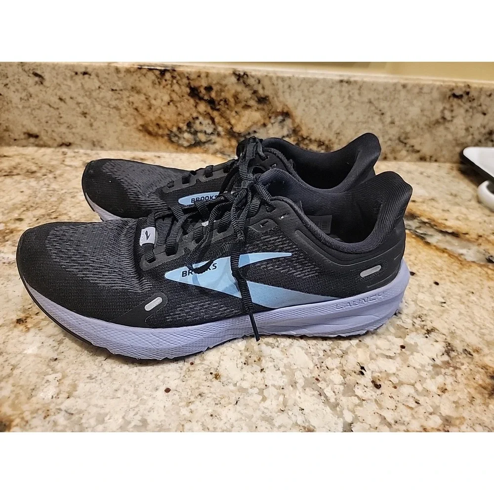 Brooks Launch 9 Women's Lightweight Running Shoes Black Ebony Purple - Size 10